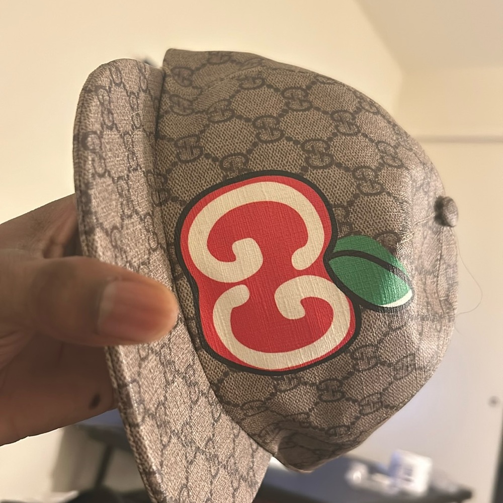 Gucci hat